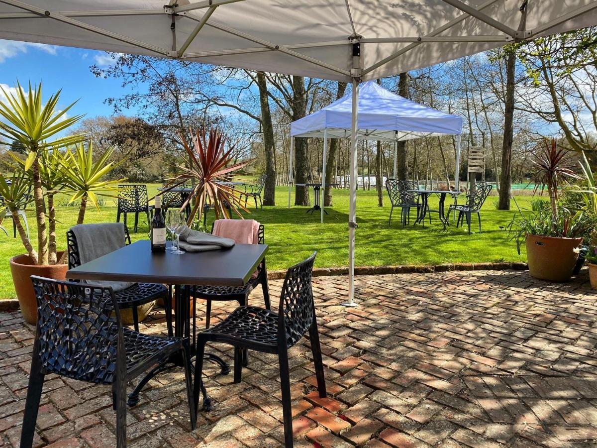 Crouchers Hotel Chichester Esterno foto