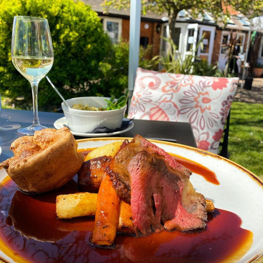 Crouchers Hotel Chichester Esterno foto