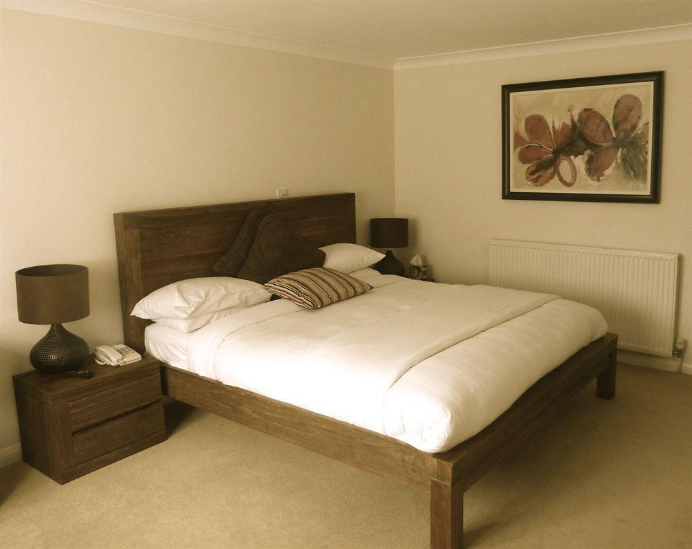 Crouchers Hotel Chichester Esterno foto