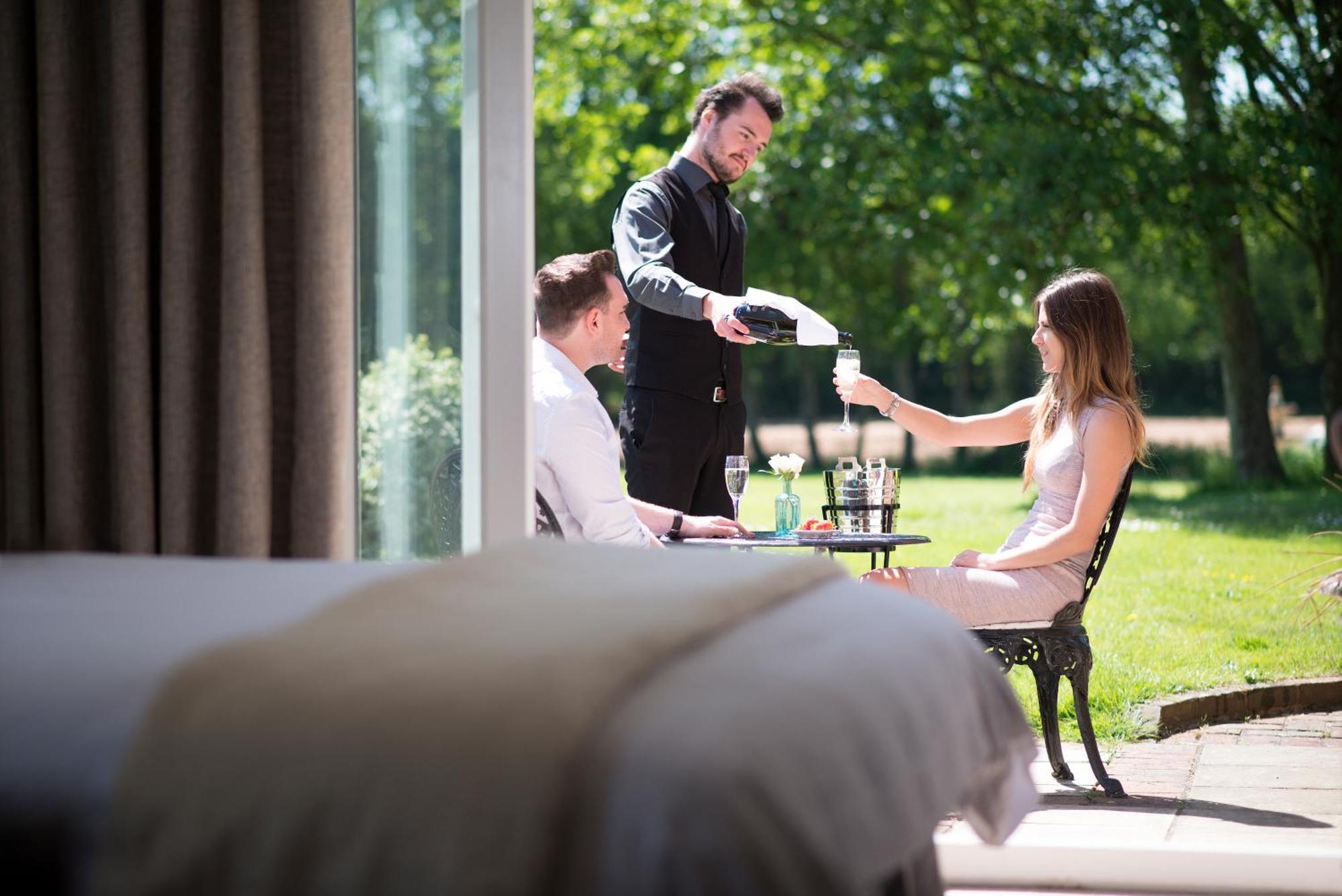 Crouchers Hotel Chichester Esterno foto