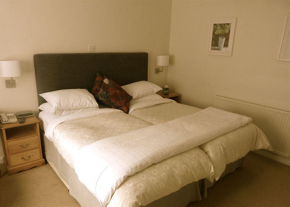 Crouchers Hotel Chichester Esterno foto